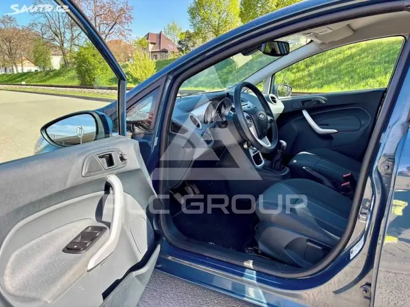 2009 Ford FIESTA