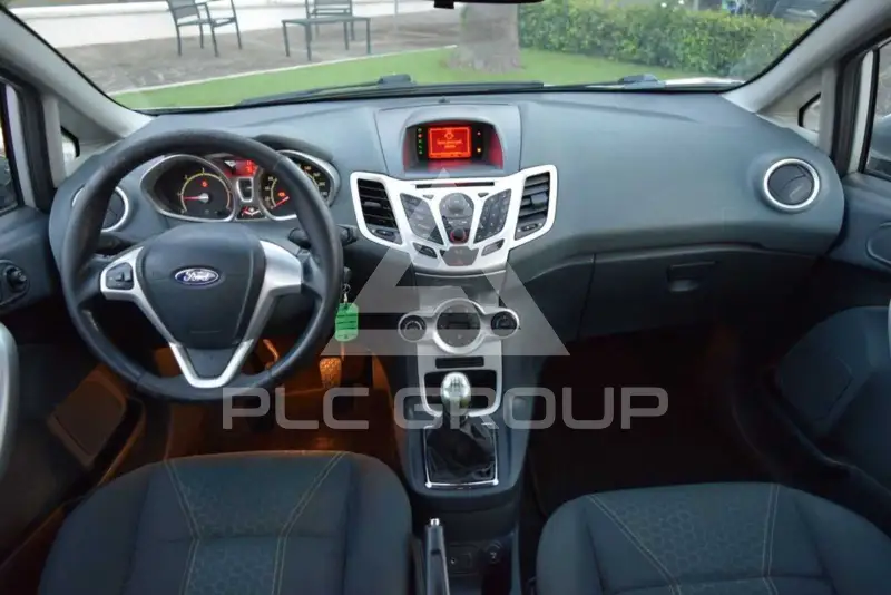 2009 Ford FIESTA