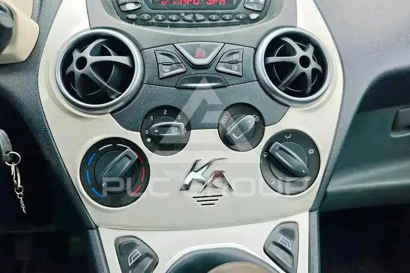 2009 Ford KA