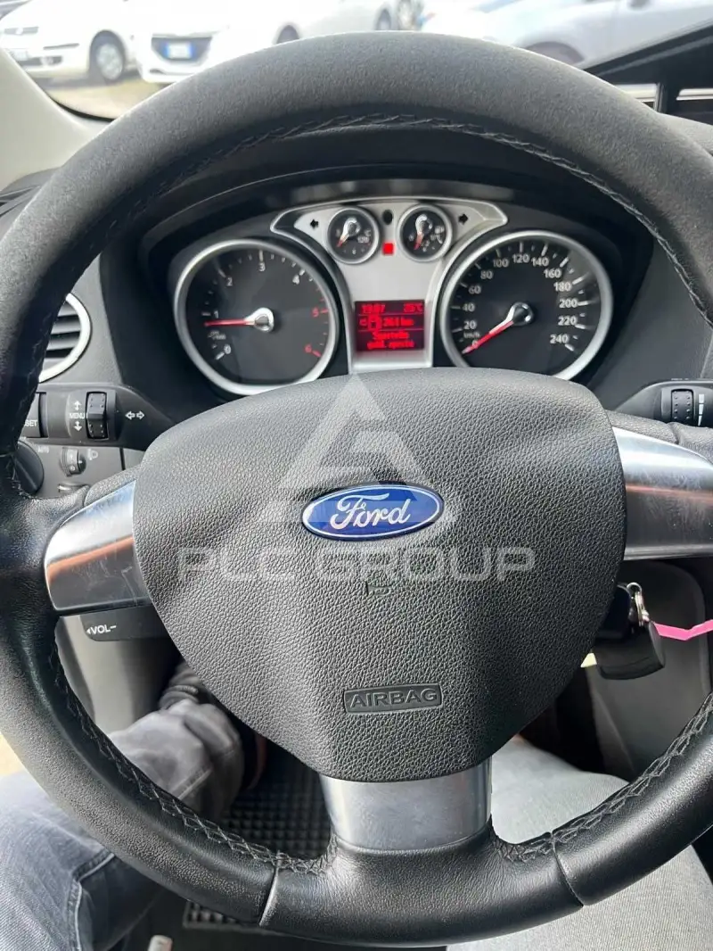 2009 Ford FOCUS