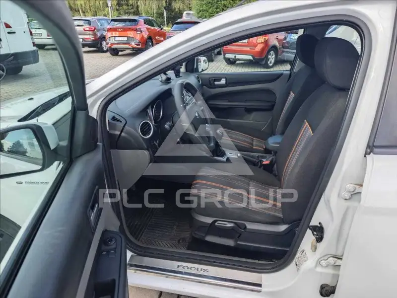 2009 Ford FOCUS