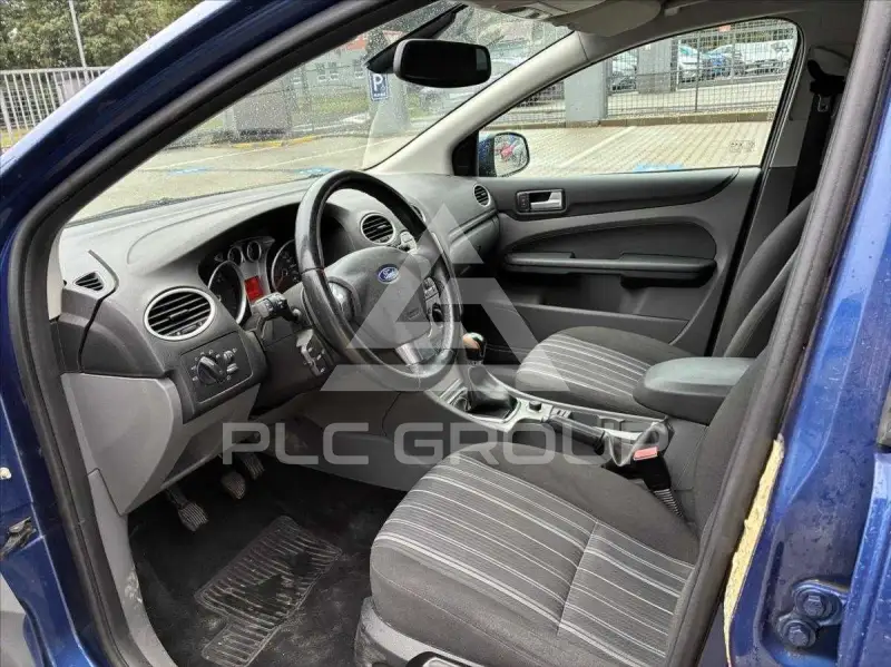 2009 Ford FOCUS