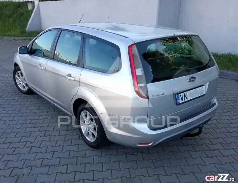 2009 Ford FOCUS