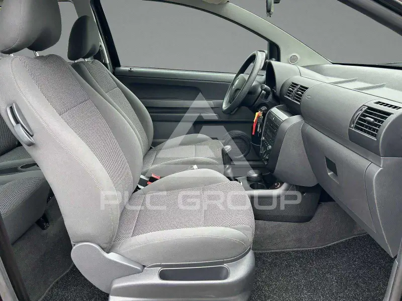 2009 Volkswagen FOX