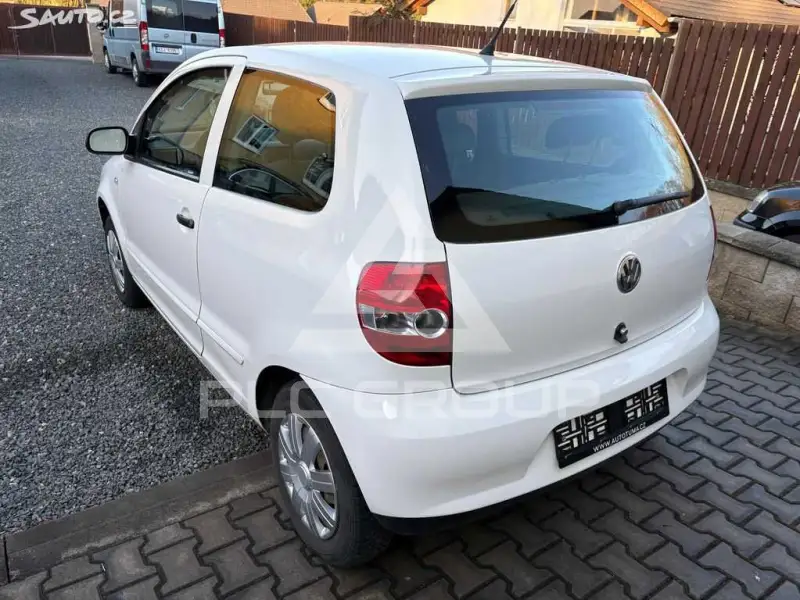 2009 Volkswagen FOX