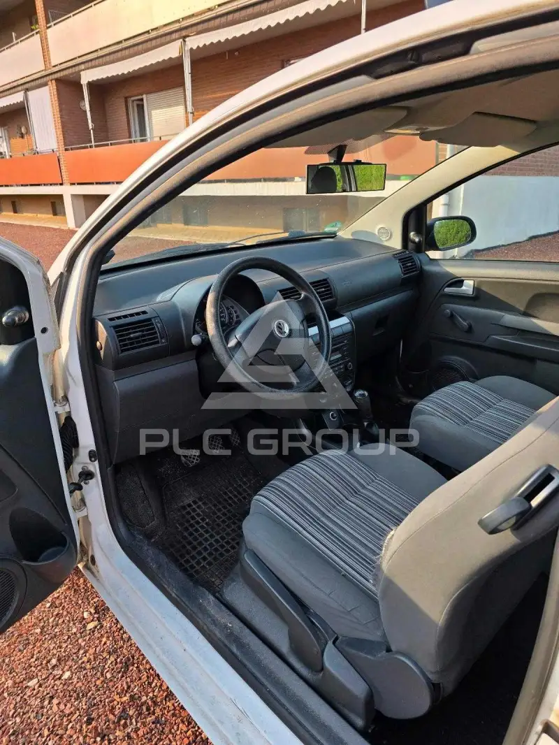 2009 Volkswagen FOX