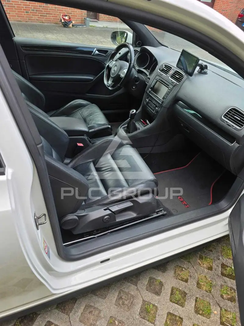 2009 Volkswagen GOLF