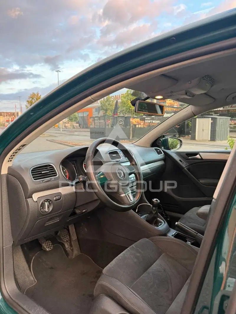 2009 Volkswagen GOLF