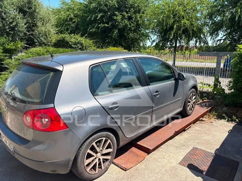 2009 Volkswagen GOLF