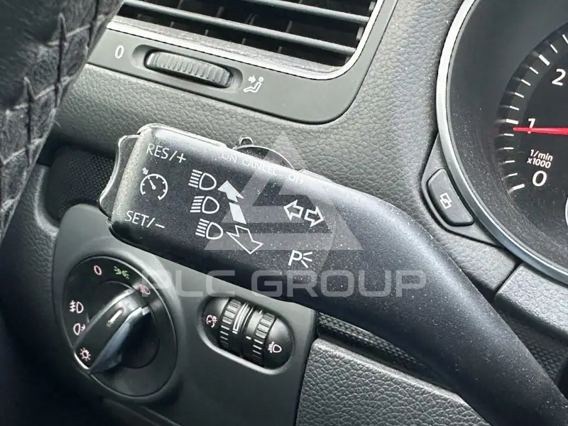 2009 Volkswagen GOLF