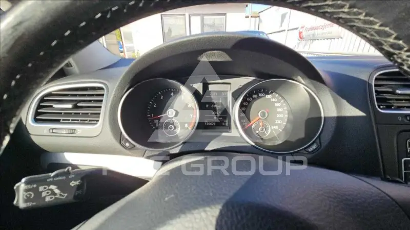 2009 Volkswagen GOLF