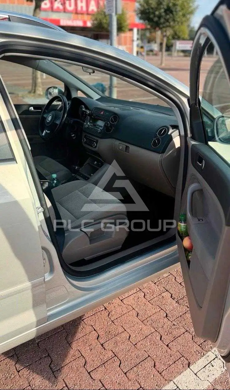 2009 Volkswagen GOLF