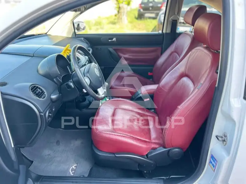 2009 Volkswagen BEETLE