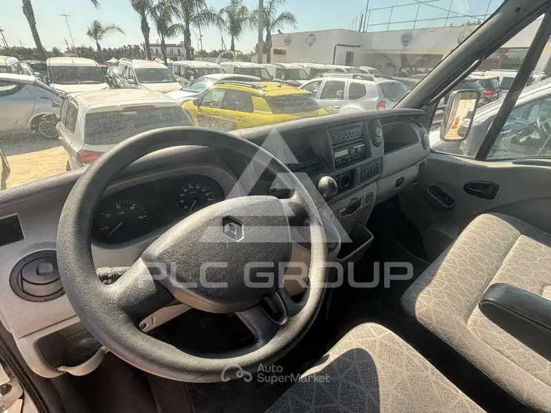 2009 Renault Master