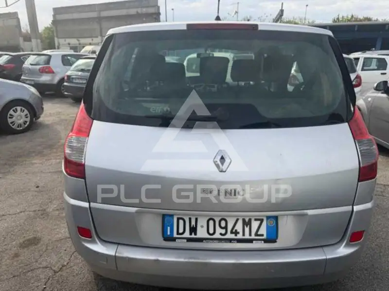 2009 Renault Scenic
