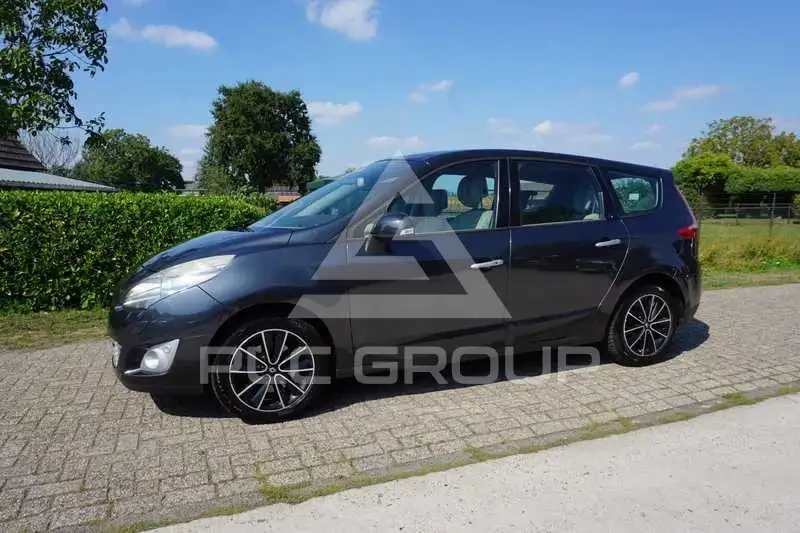 2009 Renault Grand Scenic