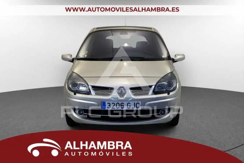 2009 Renault Grand Scenic