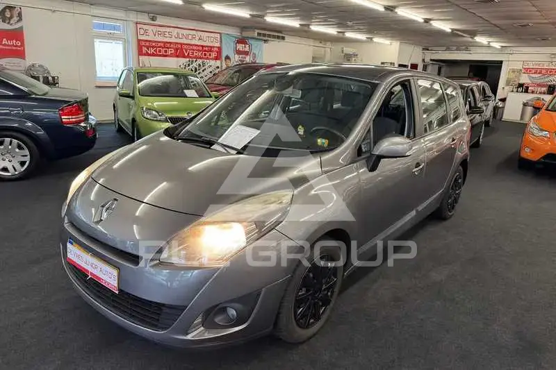 2009 Renault Grand Scenic