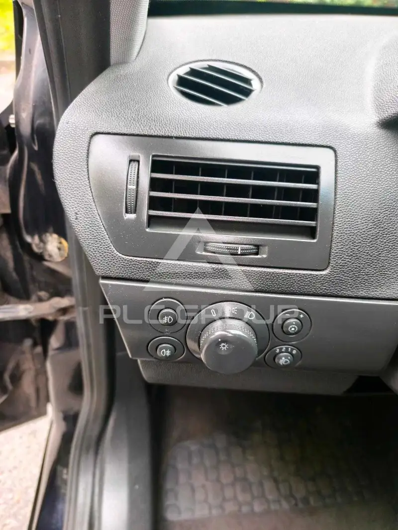 2009 Opel Astra