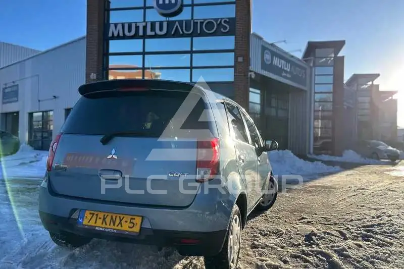2010 Mitsubishi Colt
