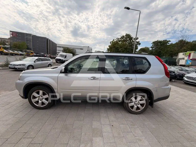 2010 Nissan X-TRAIL