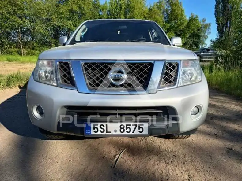 2010 Nissan Navara