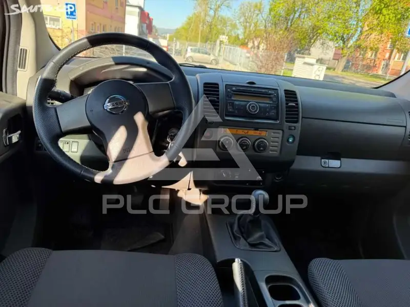 2010 Nissan Navara