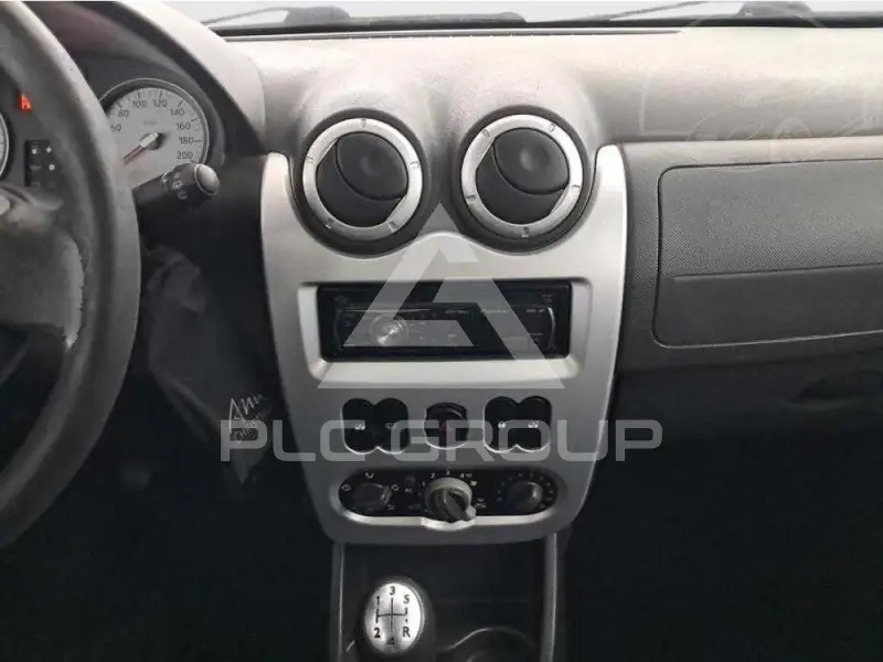 2010 Dacia Logan