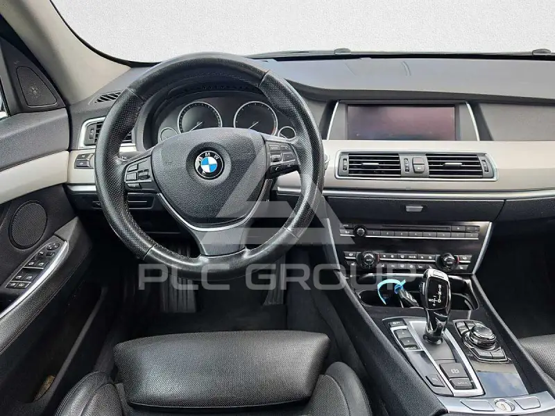 2010 BMW 523