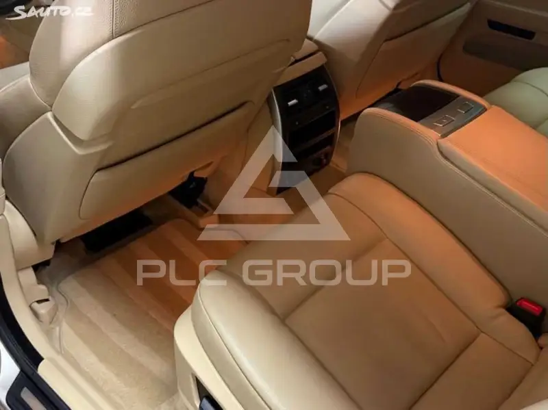 2010 BMW 523