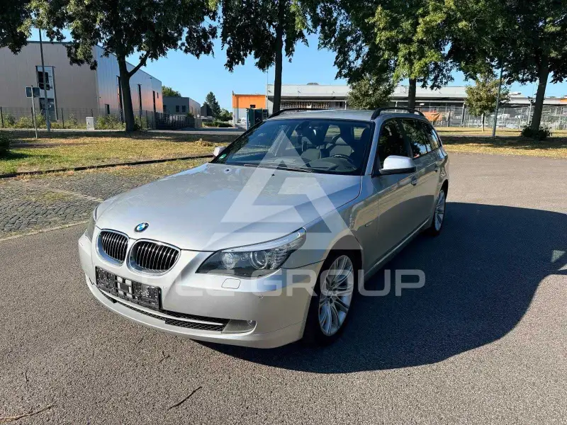 2010 BMW 523