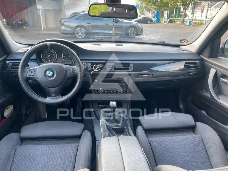 2010 BMW 330