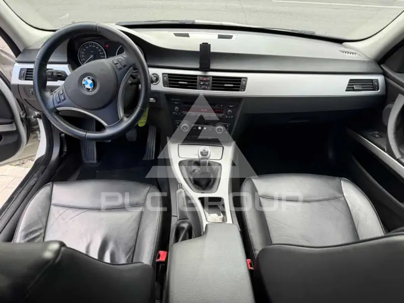 2010 BMW 330