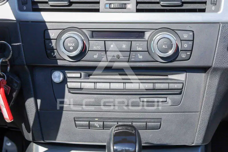 2010 BMW 330
