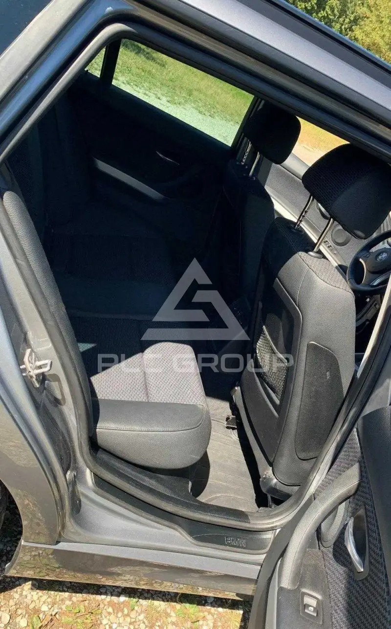 2010 BMW 330