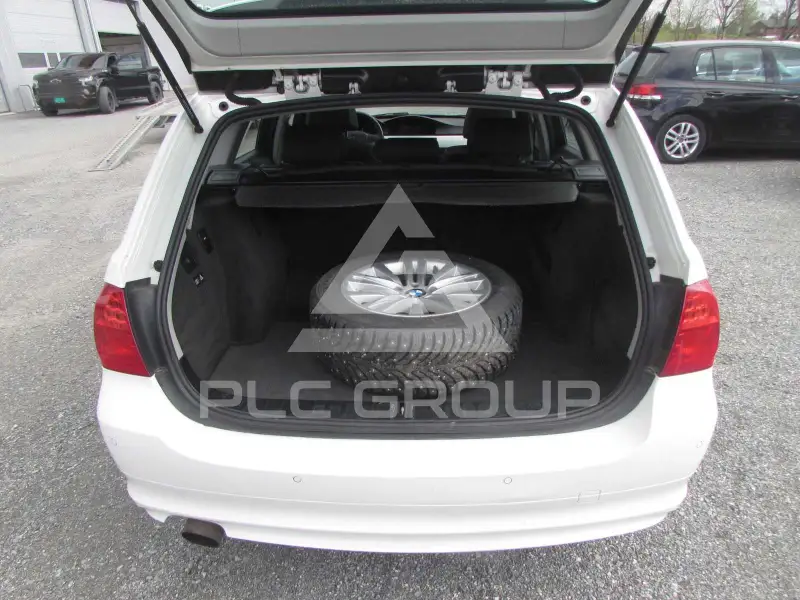 2010 BMW 330