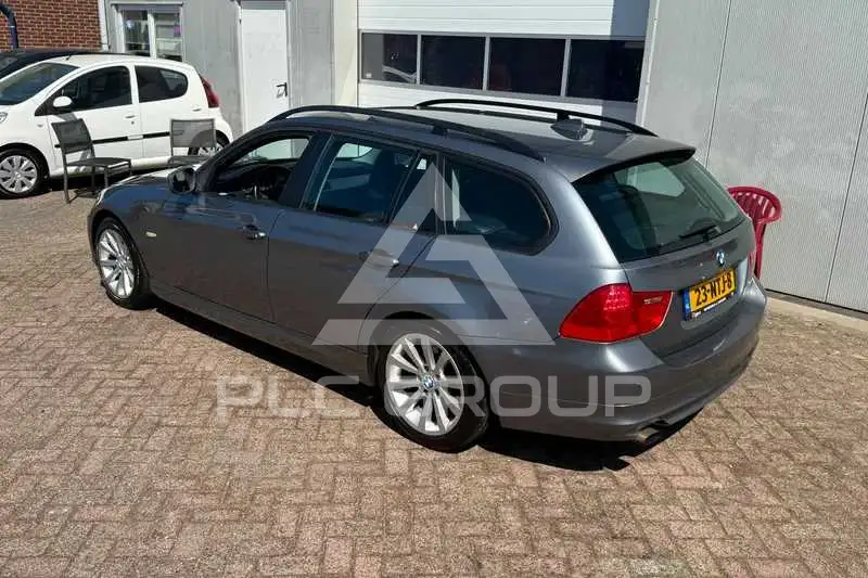 2010 BMW 330