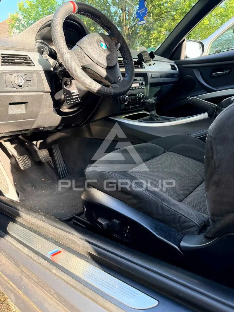 2010 BMW 330