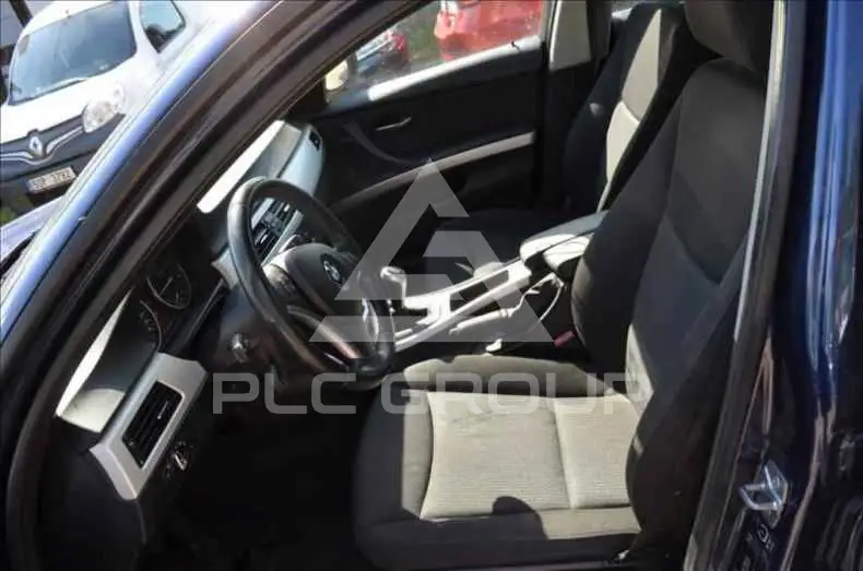 2010 BMW 330