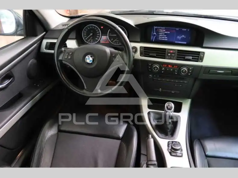 2010 BMW 330