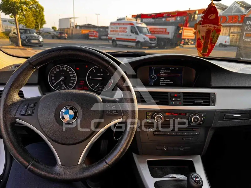 2010 BMW 330