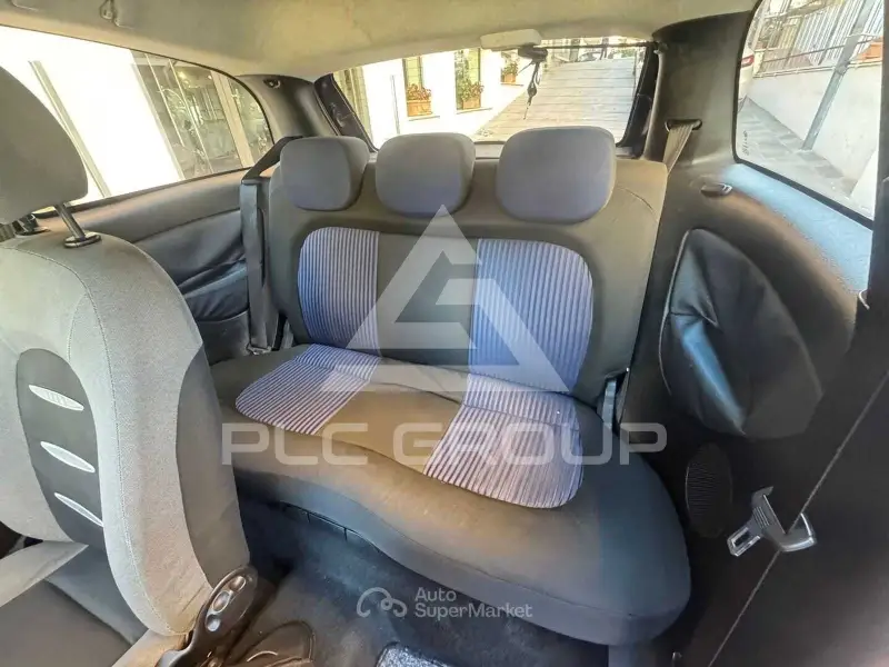 2010 Lancia YPSILON