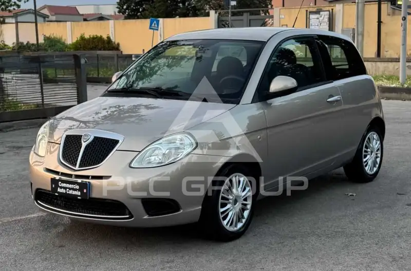2010 Lancia YPSILON