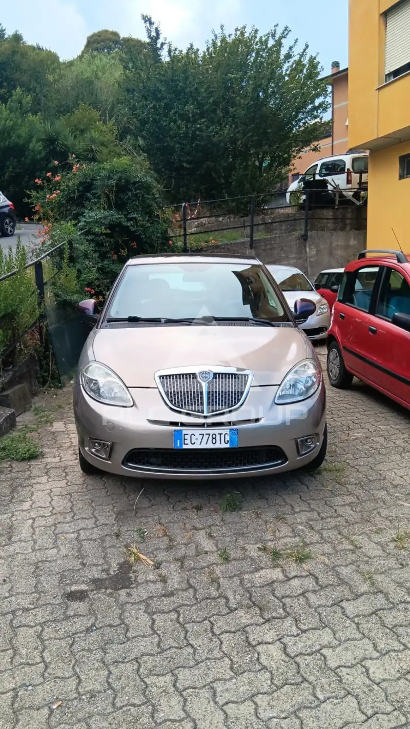 2010 Lancia YPSILON