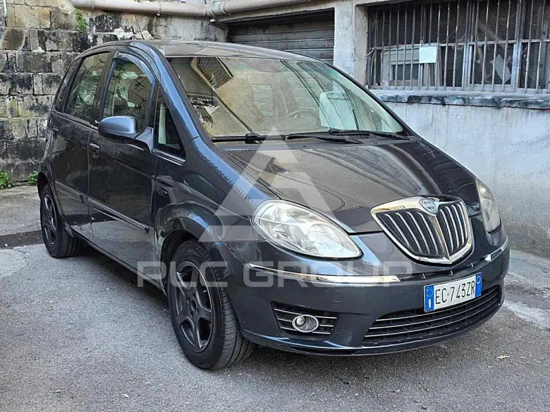 2010 Lancia Musa