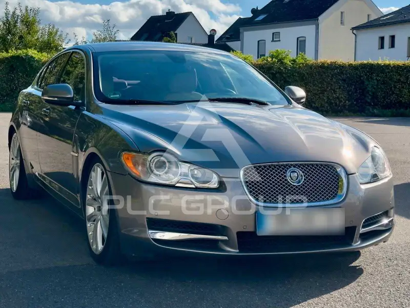 2010 Jaguar XF