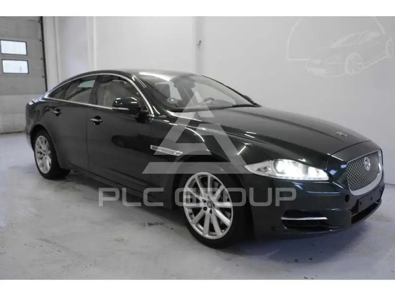 2010 Jaguar XJ