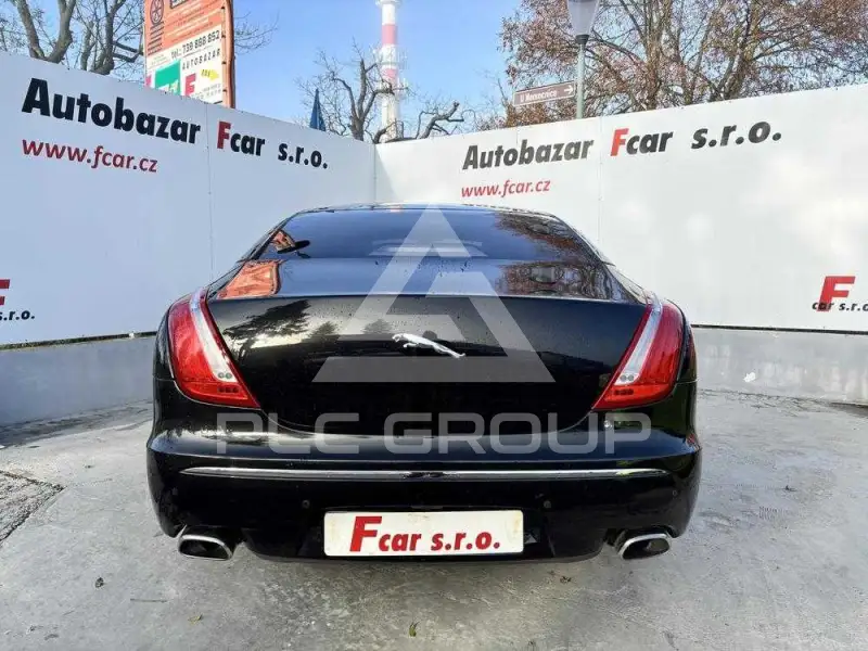 2010 Jaguar XJ