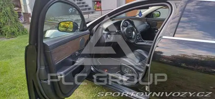 2010 Jaguar XJ