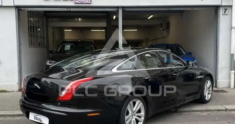 2010 Jaguar XJ